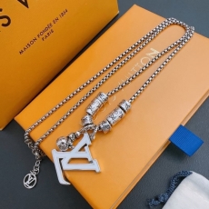 Louis Vuitton Necklaces